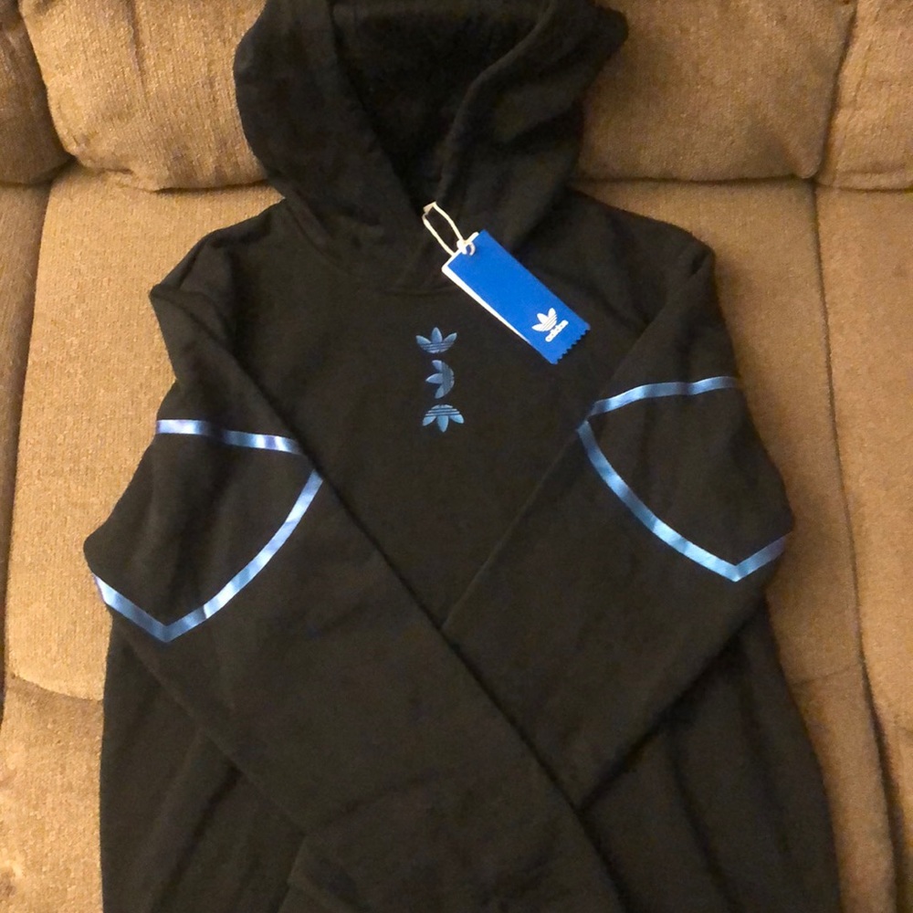 Adidas sweater